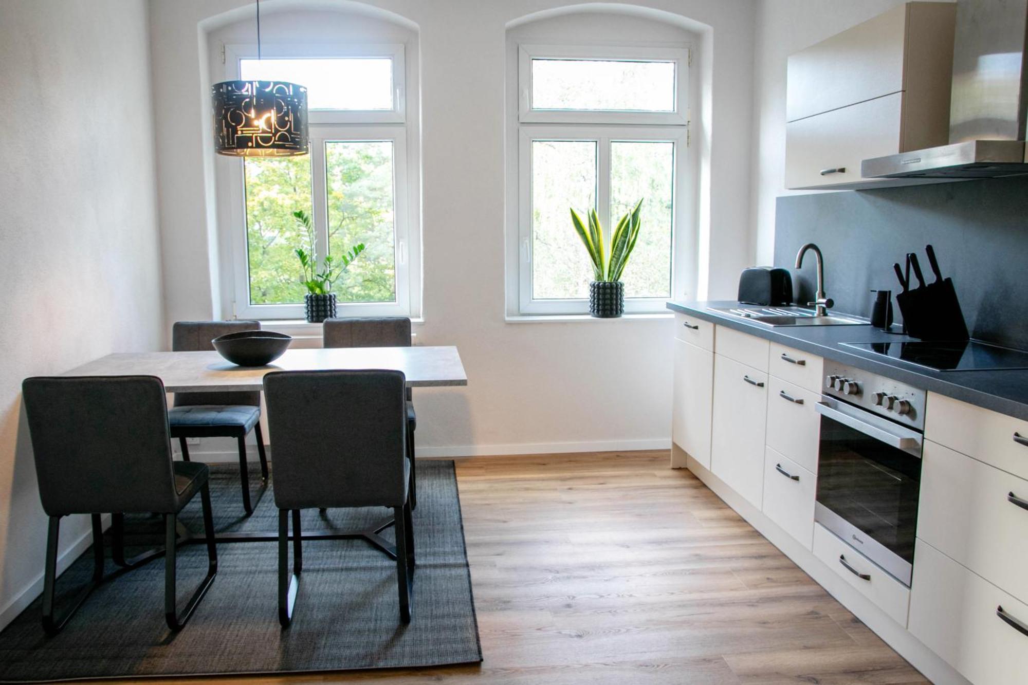 Appartement Familienfr. In Dresden-striesen